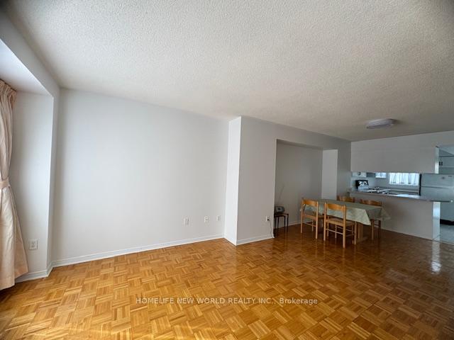 Photo 6 of Unit 113A, 18 Clark Avenue W, Vaughan, Crestwood-Springfarm-Yorkhill — HOMEH