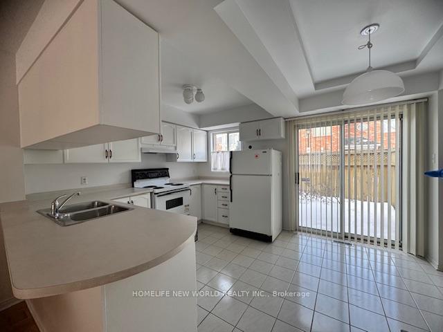 Photo 8 of Unit 113A, 18 Clark Avenue W, Vaughan, Crestwood-Springfarm-Yorkhill — HOMEH