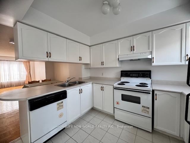 Photo 9 of Unit 113A, 18 Clark Avenue W, Vaughan, Crestwood-Springfarm-Yorkhill — HOMEH