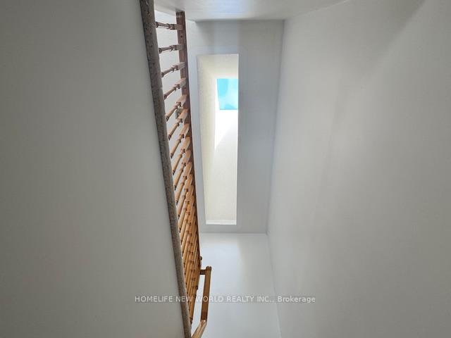 Photo 18 of Unit 113A, 18 Clark Avenue W, Vaughan, Crestwood-Springfarm-Yorkhill — HOMEH