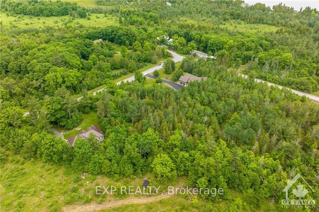 Photo 13 of 1015 Julia Court, Ottawa, Dunrobin Shores — HOMEH