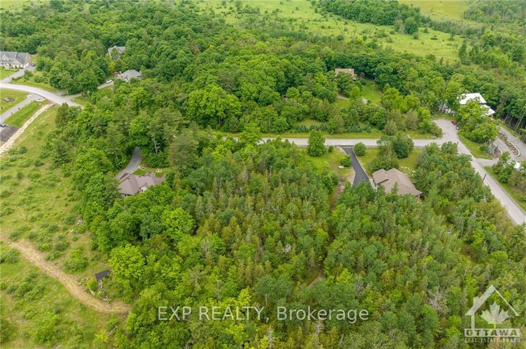 Photo 14 of 1015 Julia Court, Ottawa, Dunrobin Shores — HOMEH