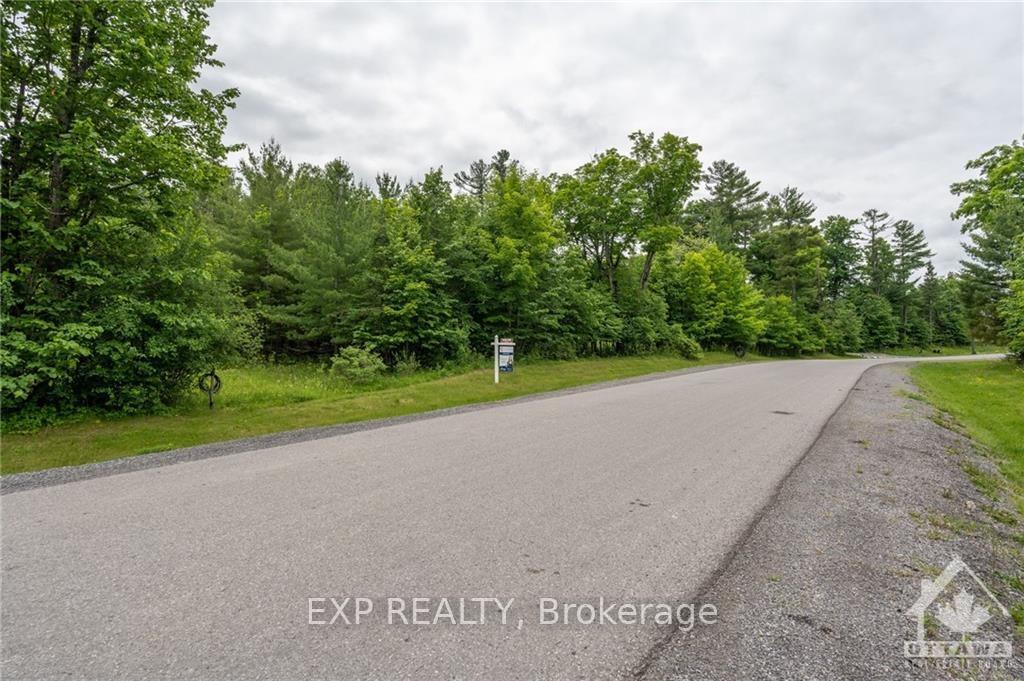 Photo 16 of 1015 Julia Court, Ottawa, Dunrobin Shores — HOMEH