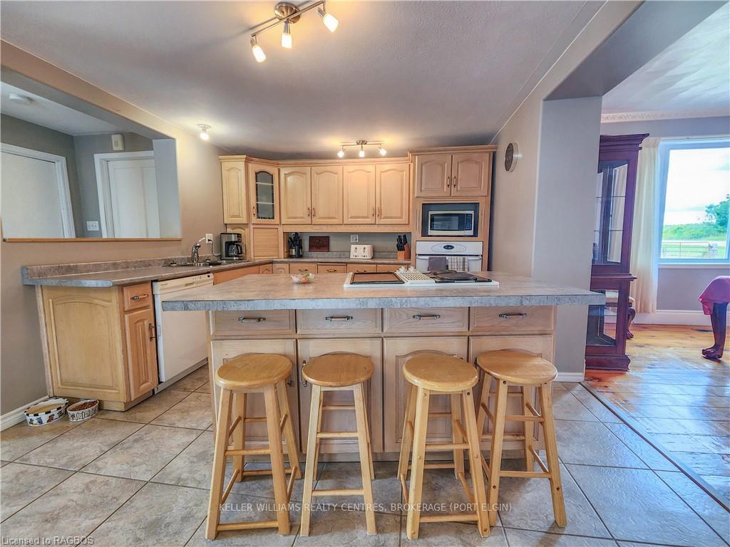 Photo 23 of 1076 Bruce Road 15, Brockton — HOMEH
