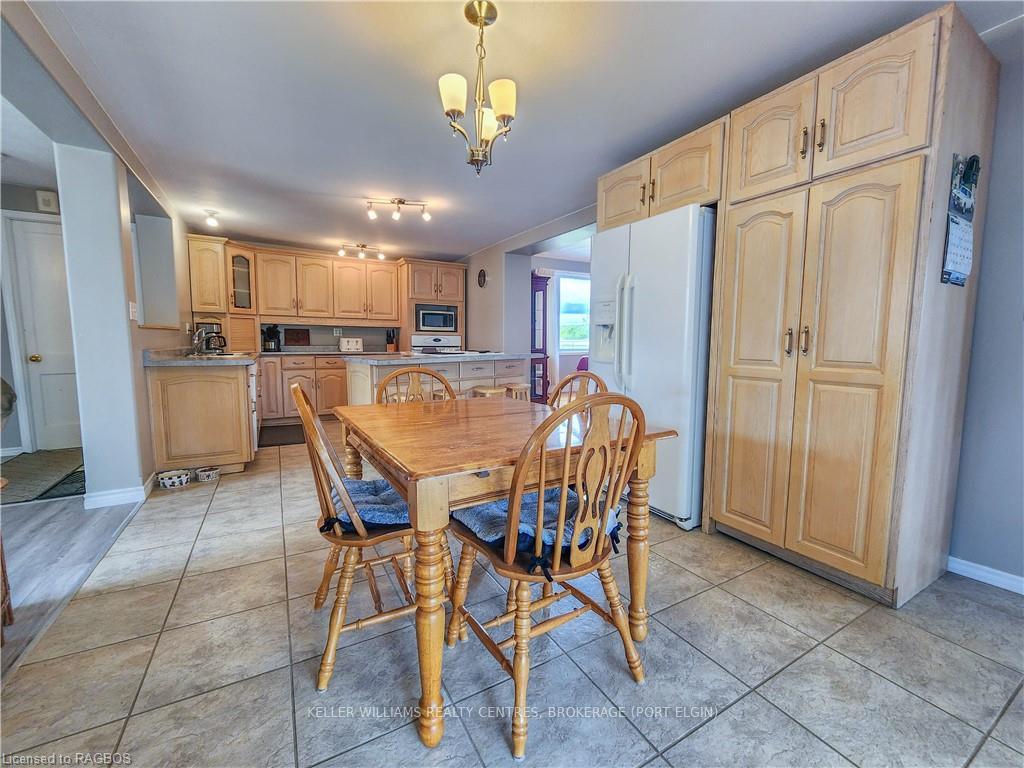 Photo 24 of 1076 Bruce Road 15, Brockton — HOMEH