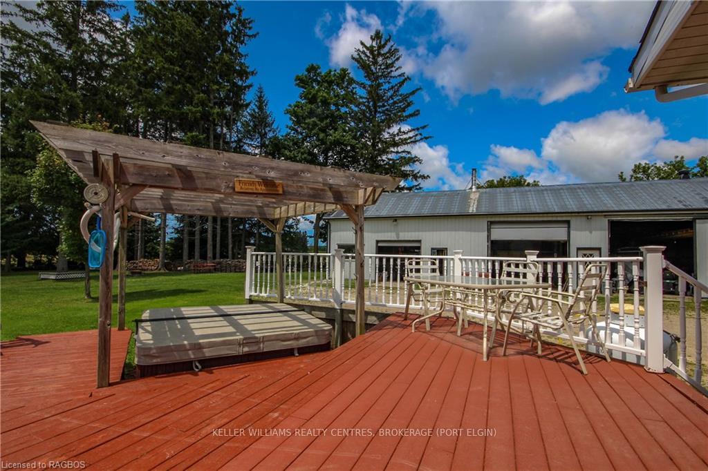 Photo 35 of 1076 Bruce Road 15, Brockton — HOMEH