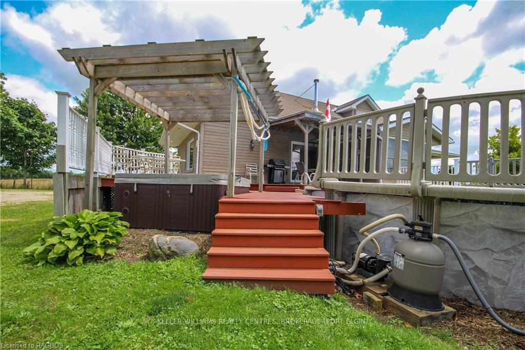Photo 37 of 1076 Bruce Road 15, Brockton — HOMEH