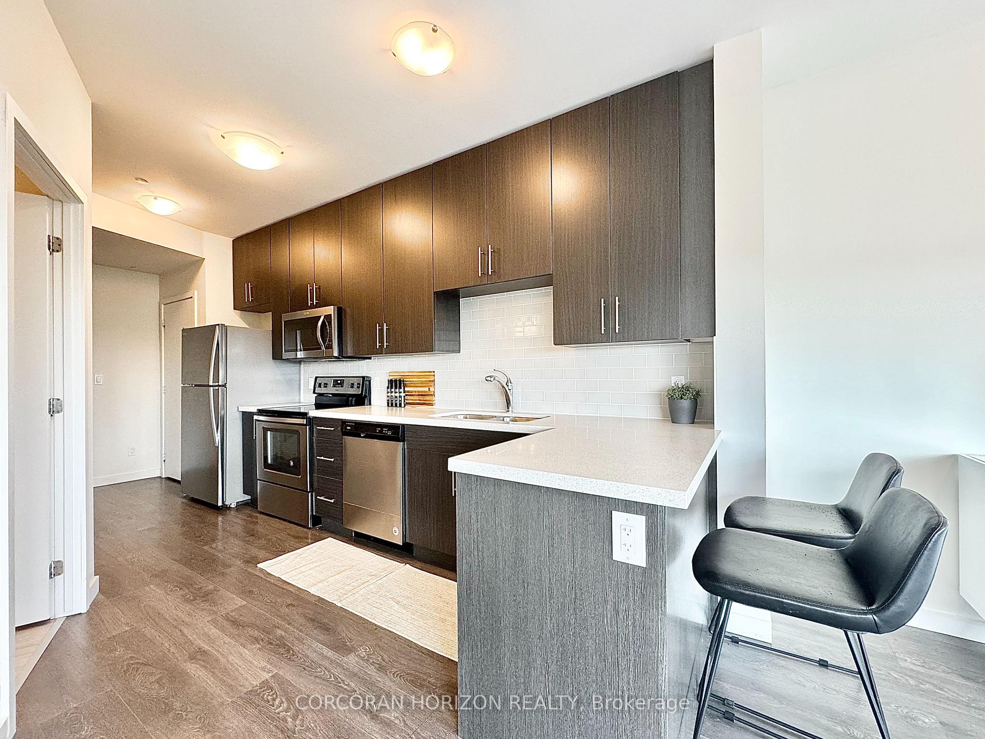 Photo 7 of Unit 606, 690 King Street W, Kitchener — HOMEH