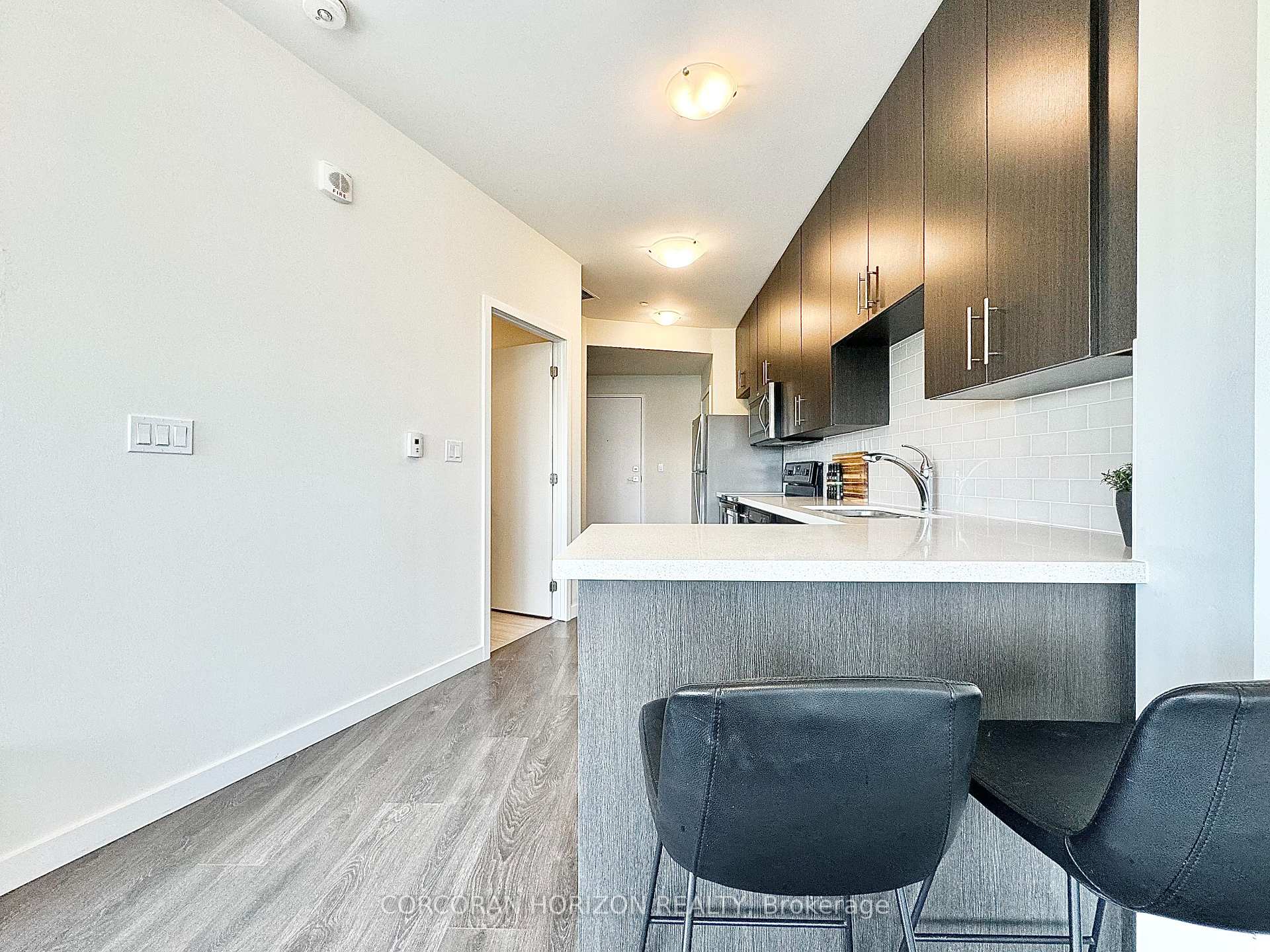Photo 8 of Unit 606, 690 King Street W, Kitchener — HOMEH