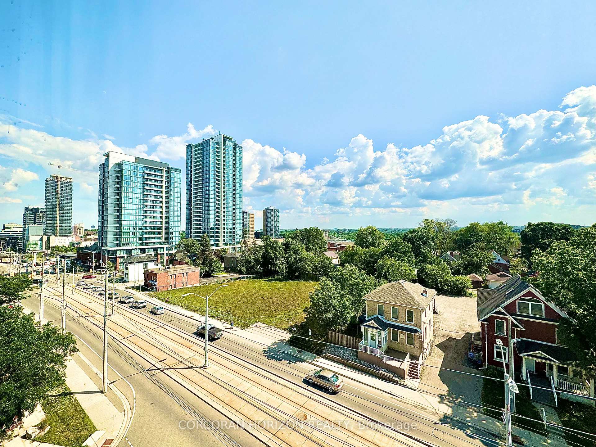 Photo 14 of Unit 606, 690 King Street W, Kitchener — HOMEH