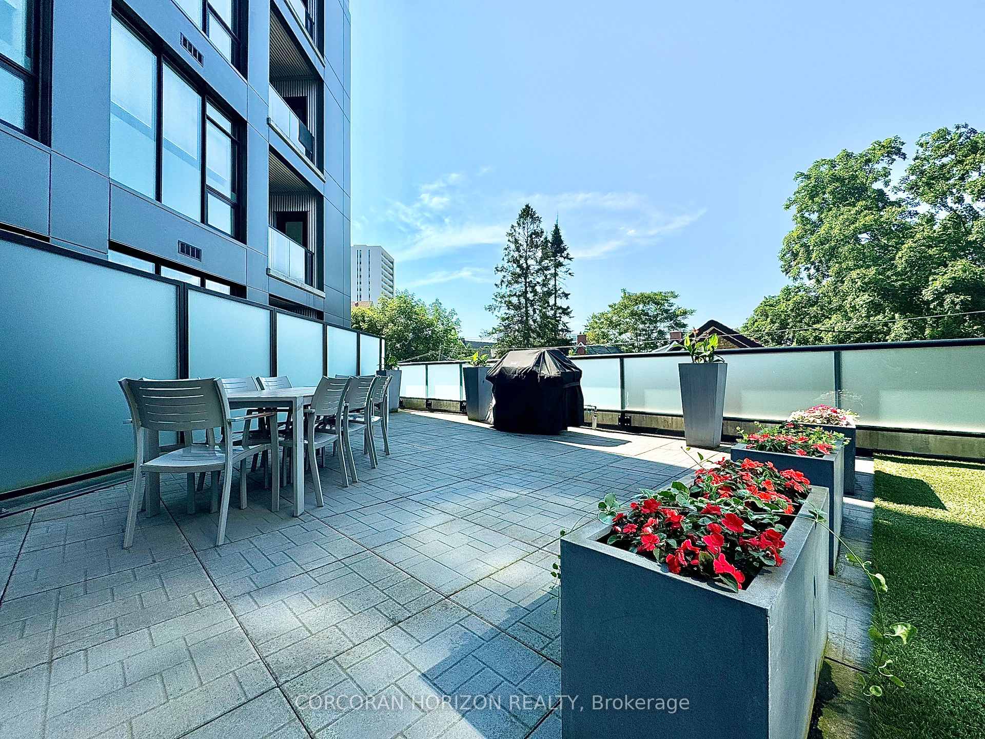 Photo 36 of Unit 606, 690 King Street W, Kitchener — HOMEH