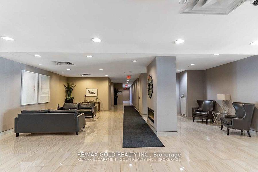 Photo 4 of Unit 807, 85 Robinson Street, Hamilton, Durand — HOMEH