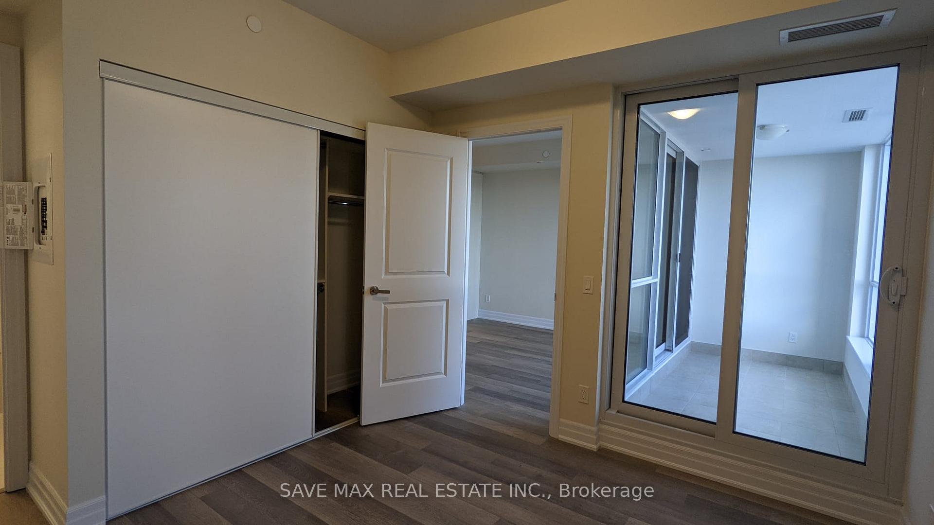 Photo 8 of Unit 318, 9085 Jane Street, Vaughan, Concord — HOMEH