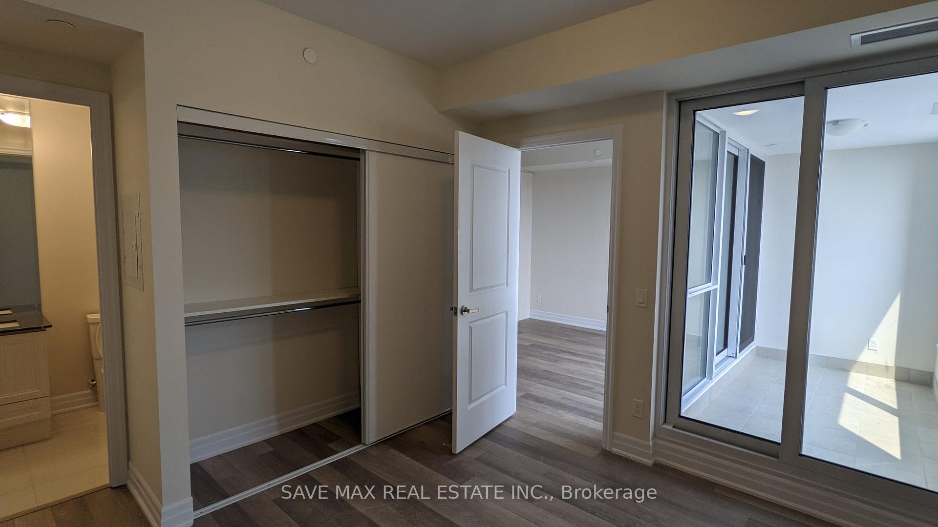 Photo 9 of Unit 318, 9085 Jane Street, Vaughan, Concord — HOMEH