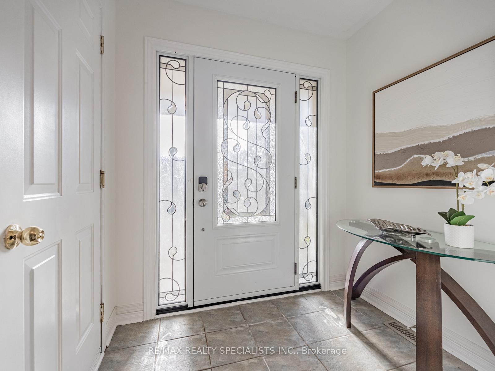 Photo 2 of 30 Baha Crescent, Brampton, Fletcher's Meadow — HOMEH