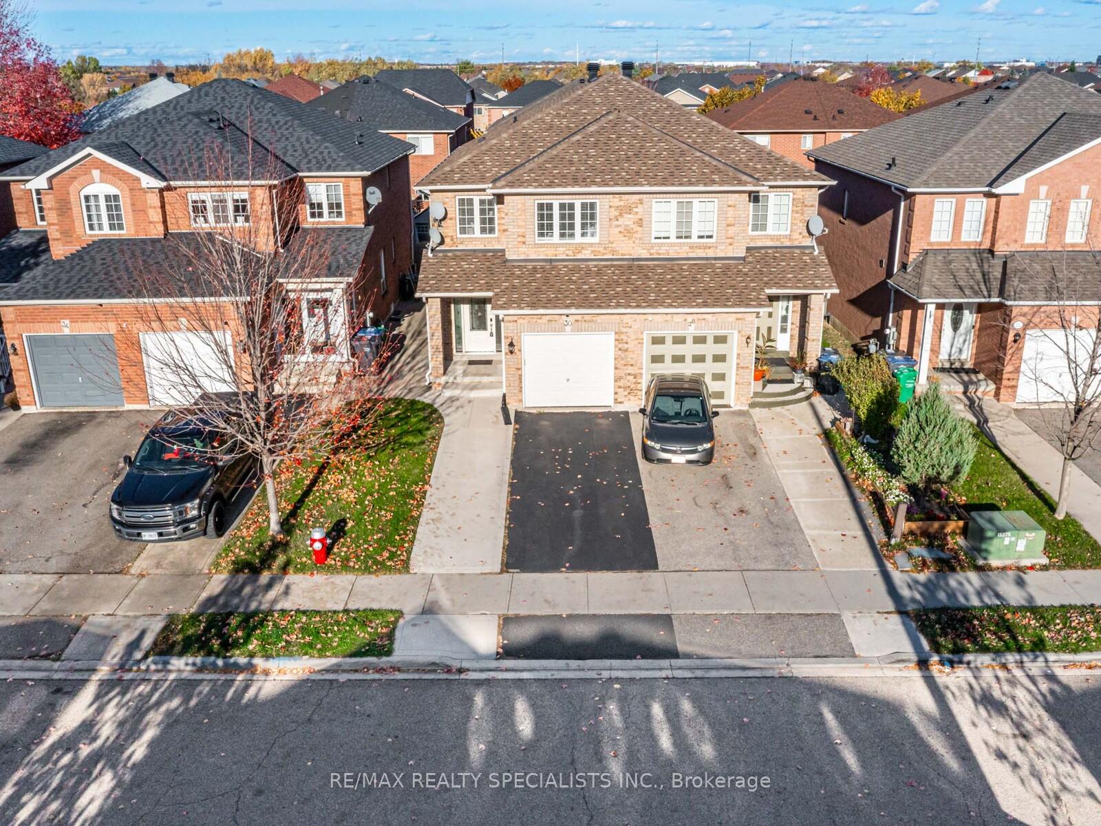 Photo 33 of 30 Baha Crescent, Brampton, Fletcher's Meadow — HOMEH