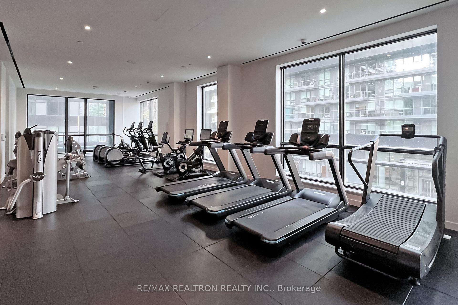 Photo 20 of Unit 1208, 39 Roehampton Avenue, Toronto, Mount Pleasant West — HOMEH