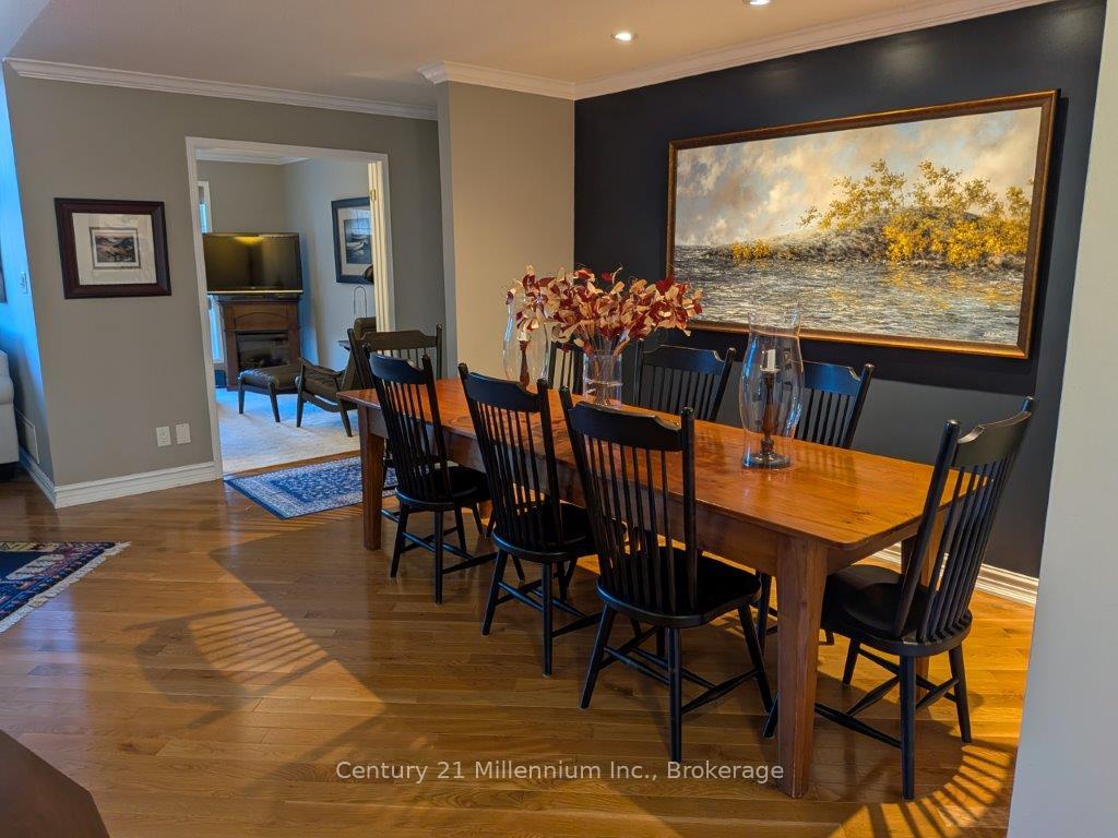 Photo 10 of 39 Westwind Drive, Collingwood — HOMEH
