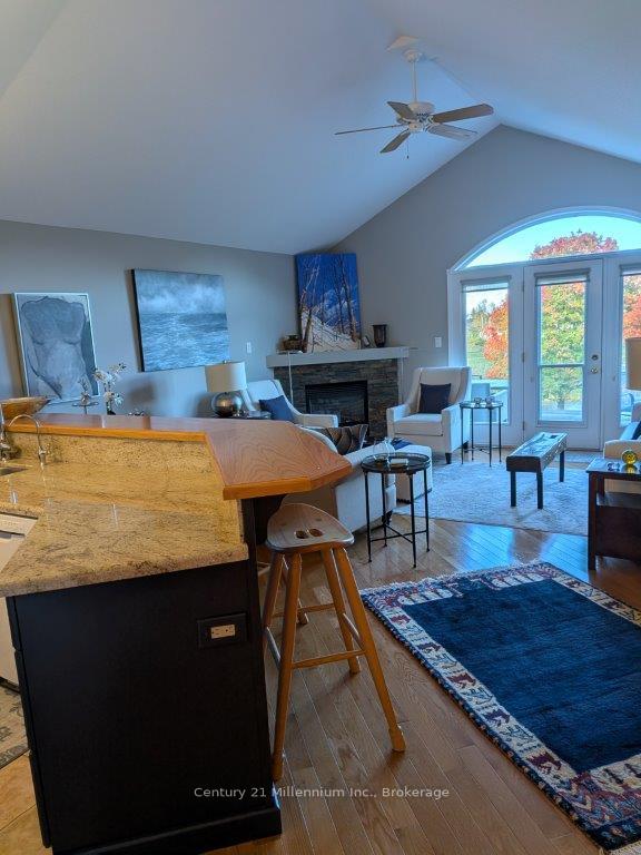Photo 11 of 39 Westwind Drive, Collingwood — HOMEH