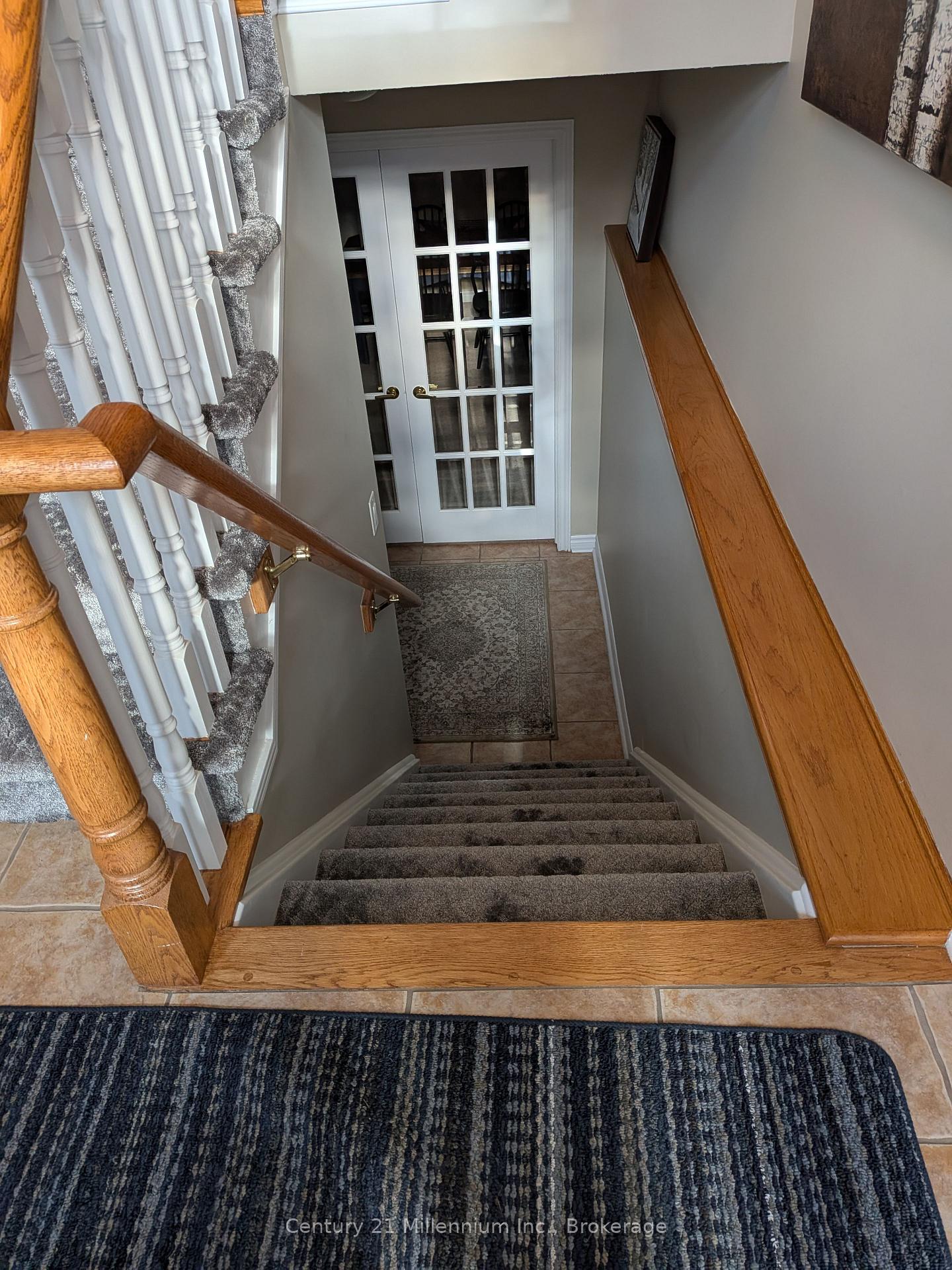 Photo 28 of 39 Westwind Drive, Collingwood — HOMEH