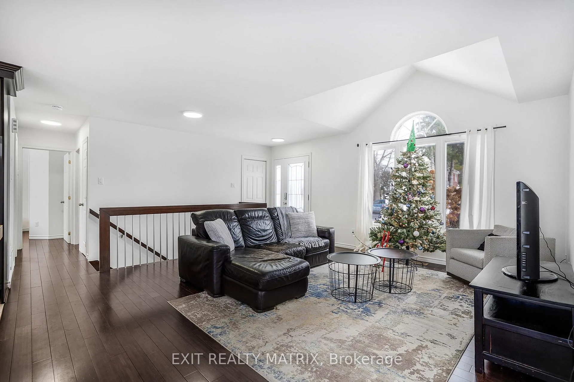 Photo 6 of 156 Longueuil Street, Champlain, L'Orignal — HOMEH