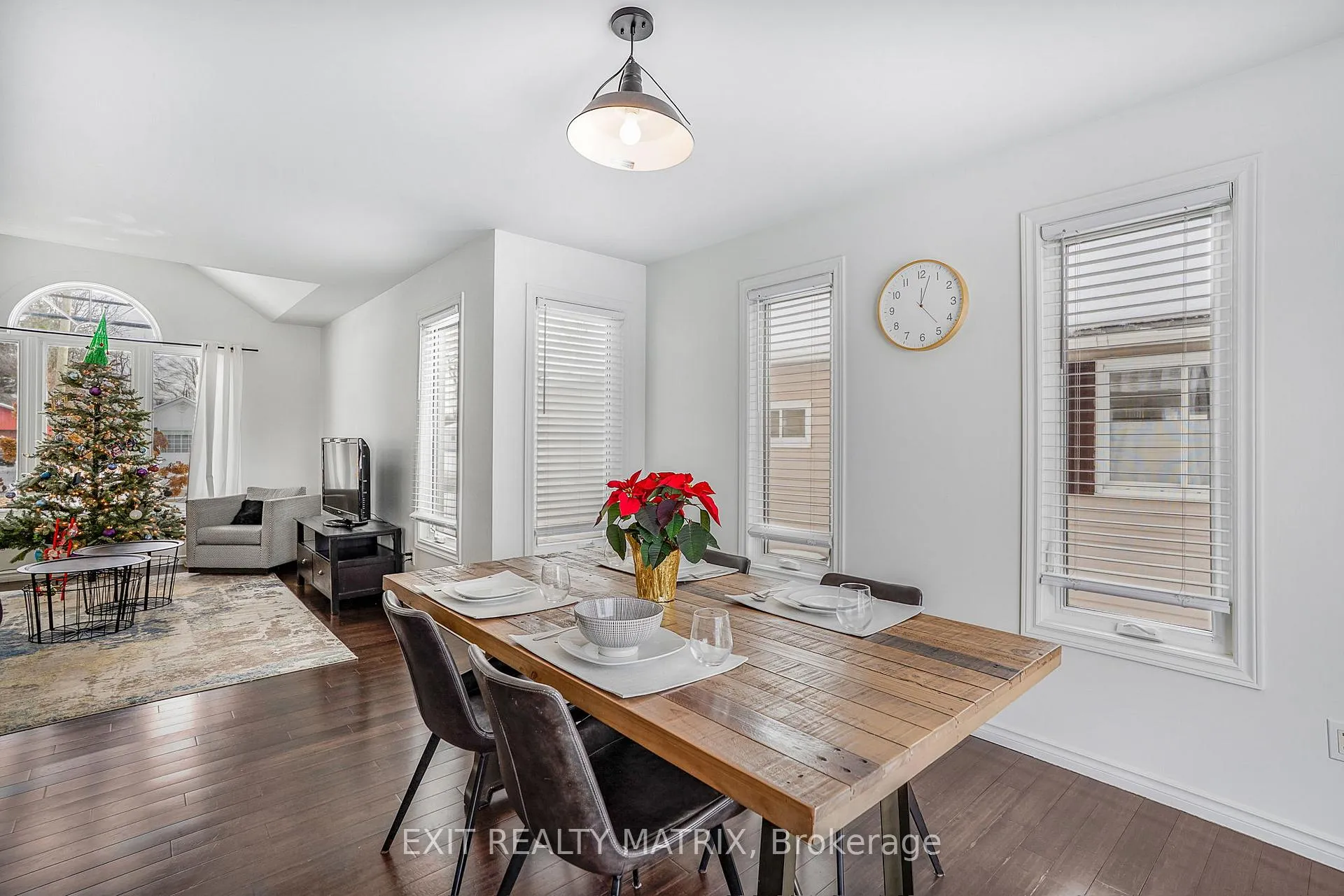 Photo 14 of 156 Longueuil Street, Champlain, L'Orignal — HOMEH