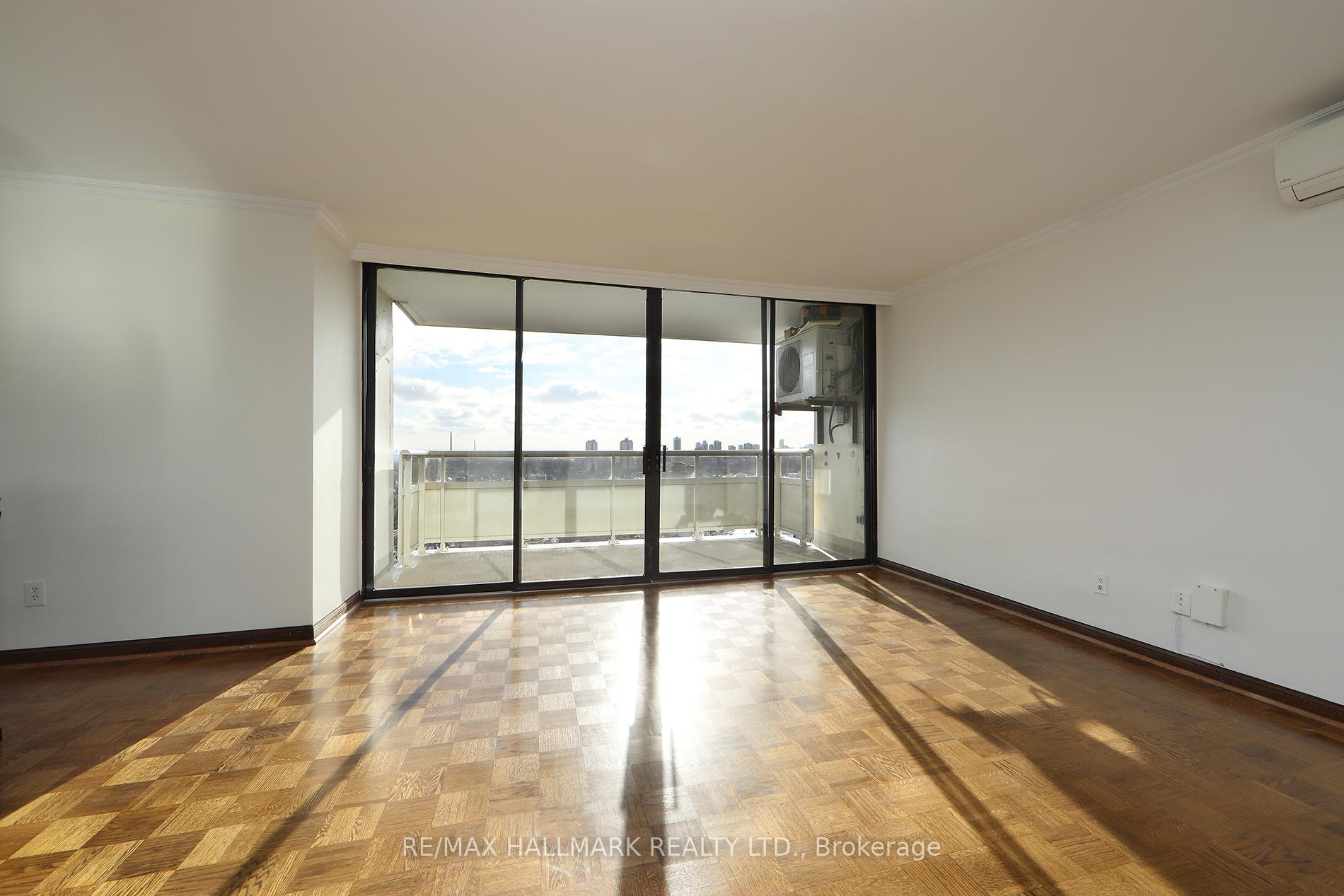 Photo 4 of Unit 1808, 980 Broadview Avenue, Toronto, Broadview North — HOMEH
