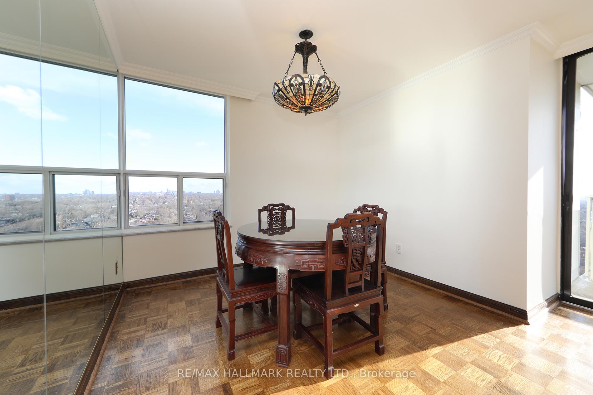 Photo 7 of Unit 1808, 980 Broadview Avenue, Toronto, Broadview North — HOMEH