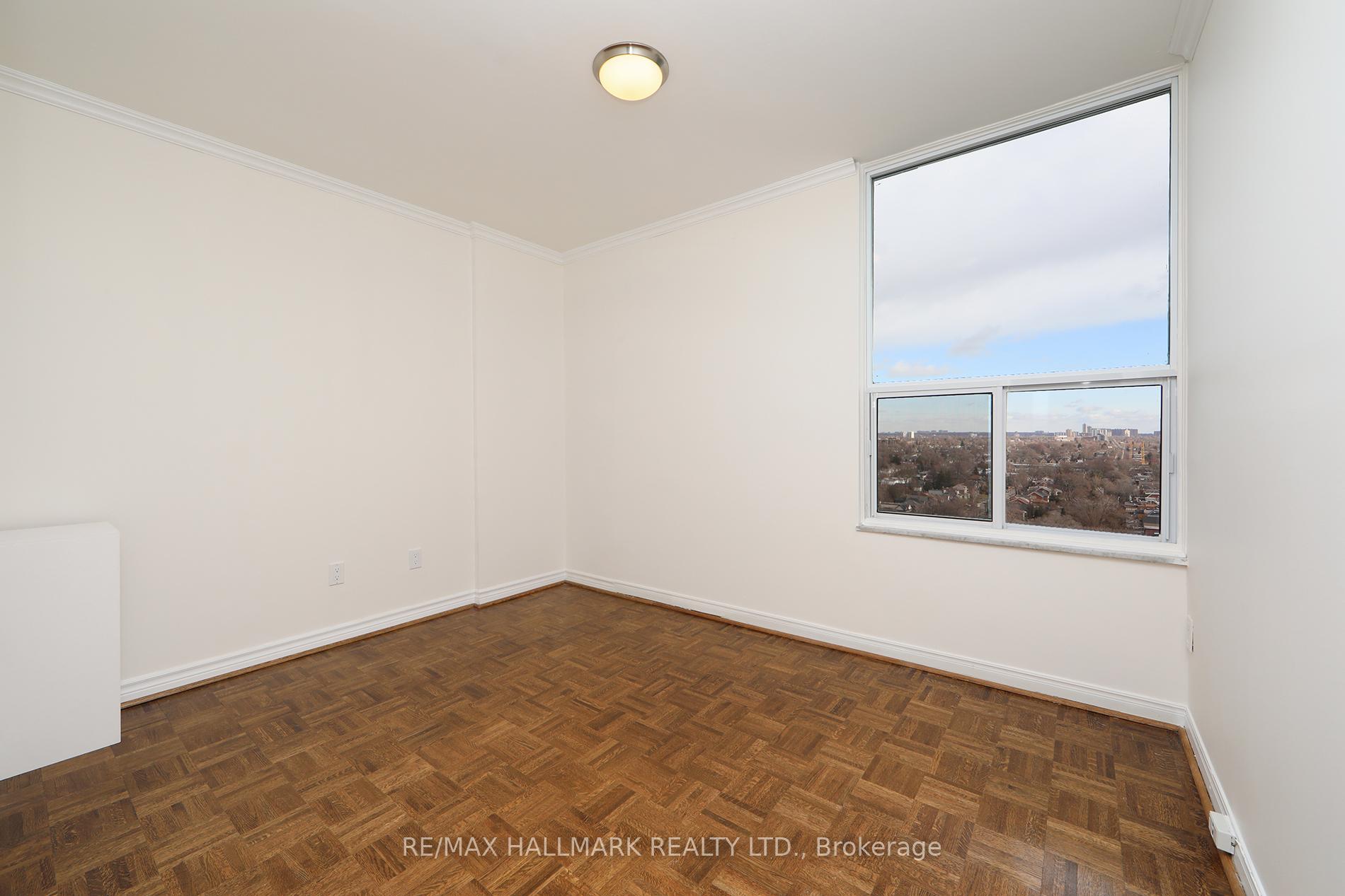 Photo 10 of Unit 1808, 980 Broadview Avenue, Toronto, Broadview North — HOMEH