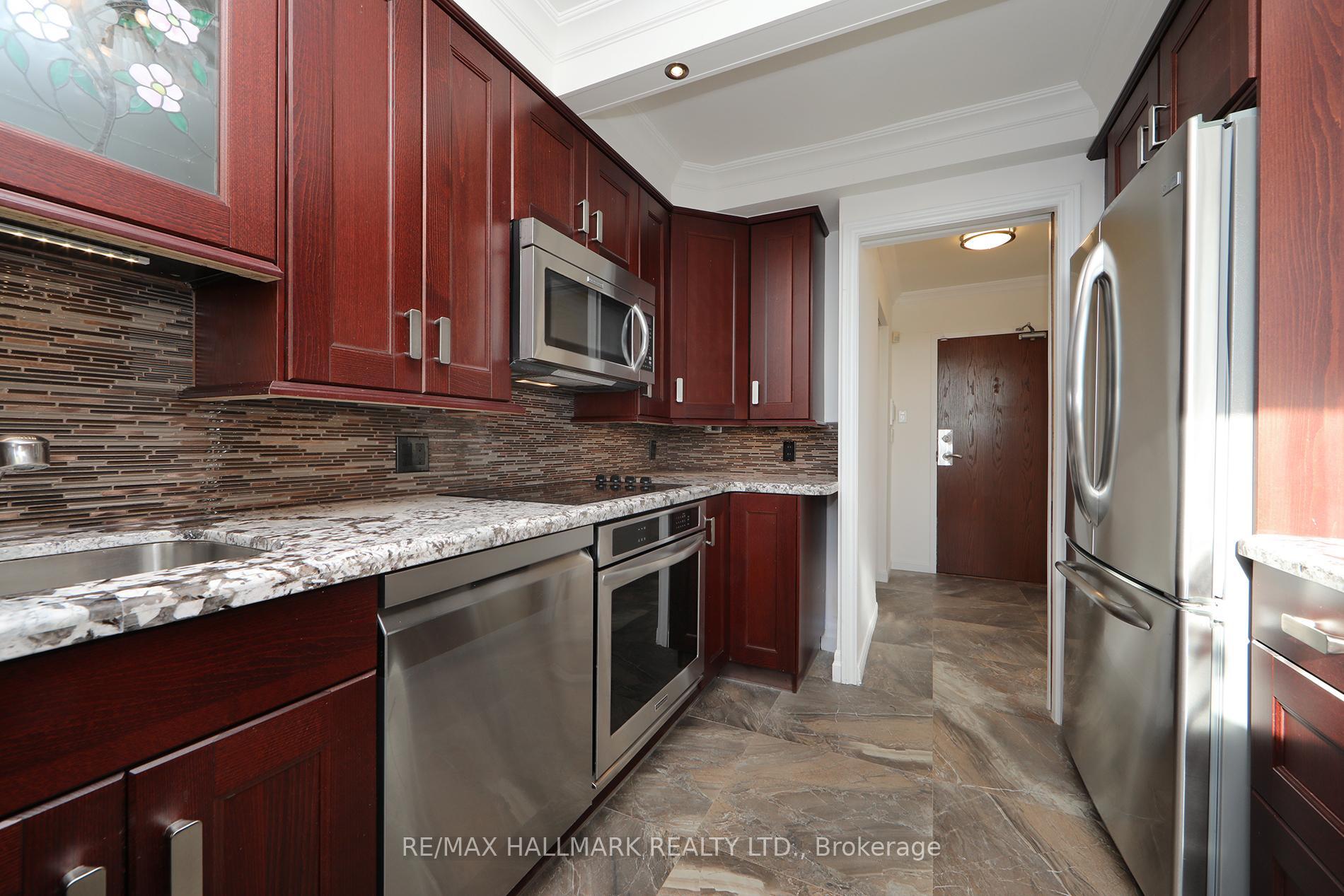 Photo 14 of Unit 1808, 980 Broadview Avenue, Toronto, Broadview North — HOMEH