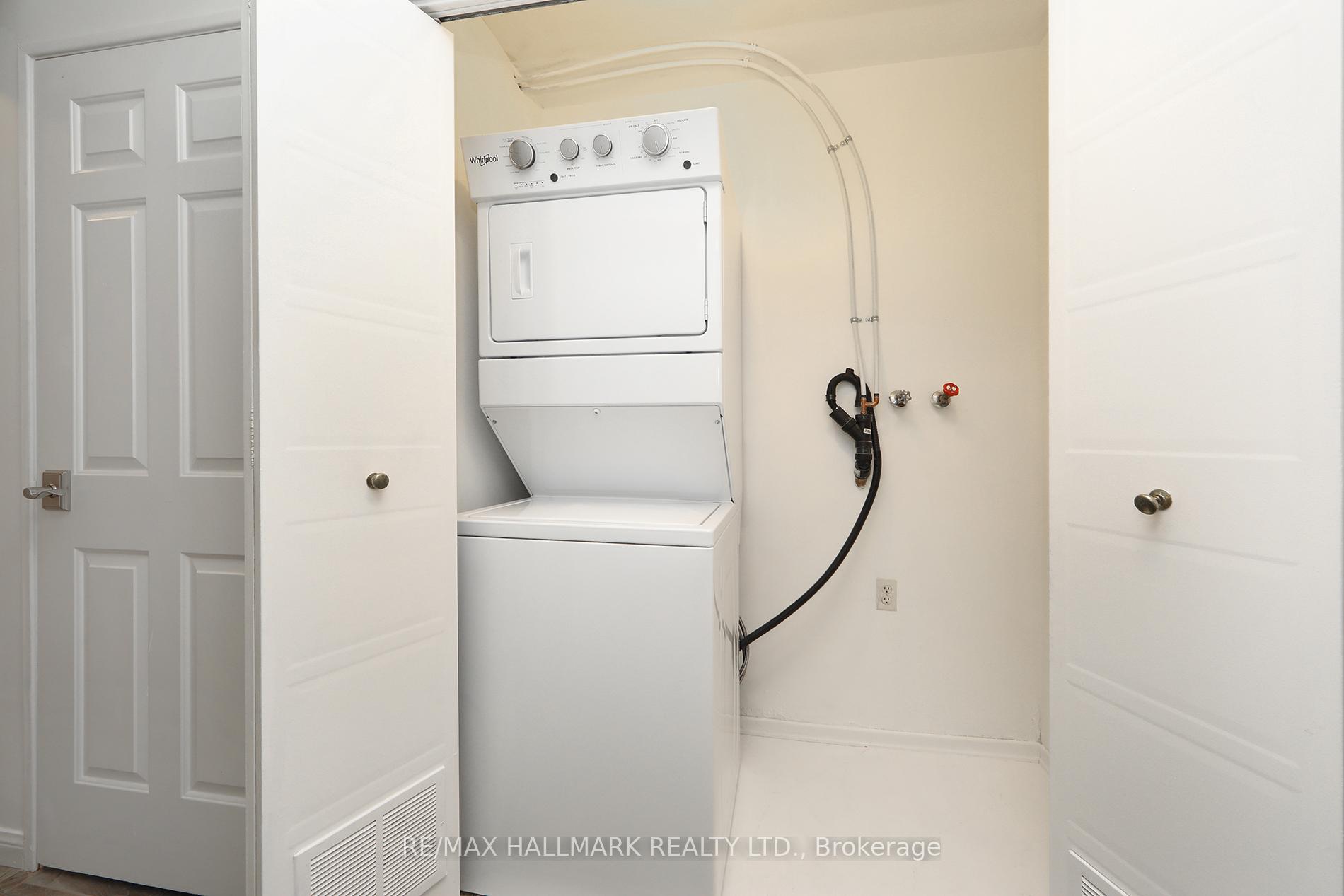 Photo 15 of Unit 1808, 980 Broadview Avenue, Toronto, Broadview North — HOMEH