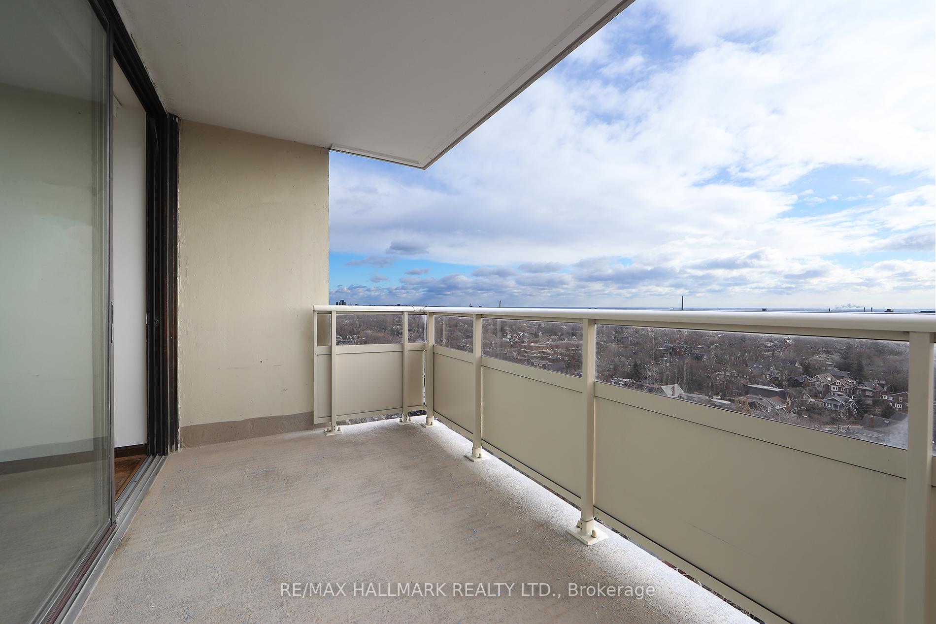 Photo 24 of Unit 1808, 980 Broadview Avenue, Toronto, Broadview North — HOMEH