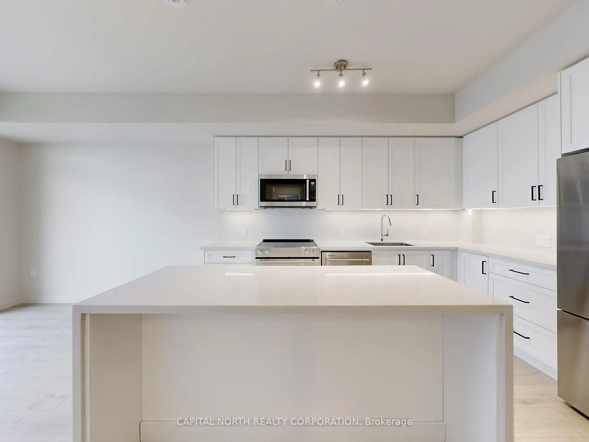 Photo 14 of Unit 2412, 8960 Jane Street, Vaughan, Vellore Village — HOMEH