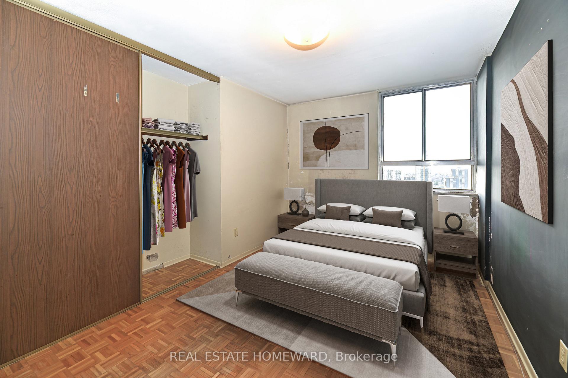 Photo 5 of Unit 2806, 1 Massey Square, Toronto, Crescent Town — HOMEH