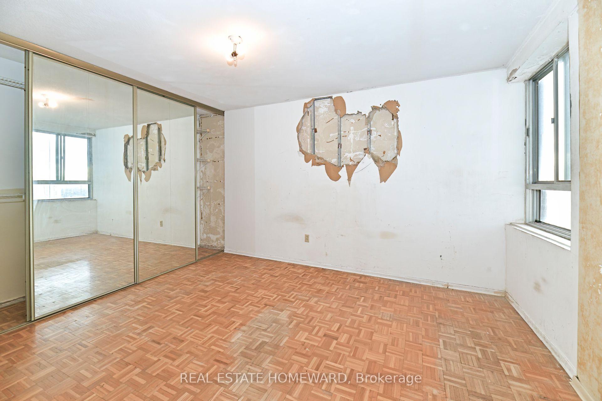 Photo 13 of Unit 2806, 1 Massey Square, Toronto, Crescent Town — HOMEH