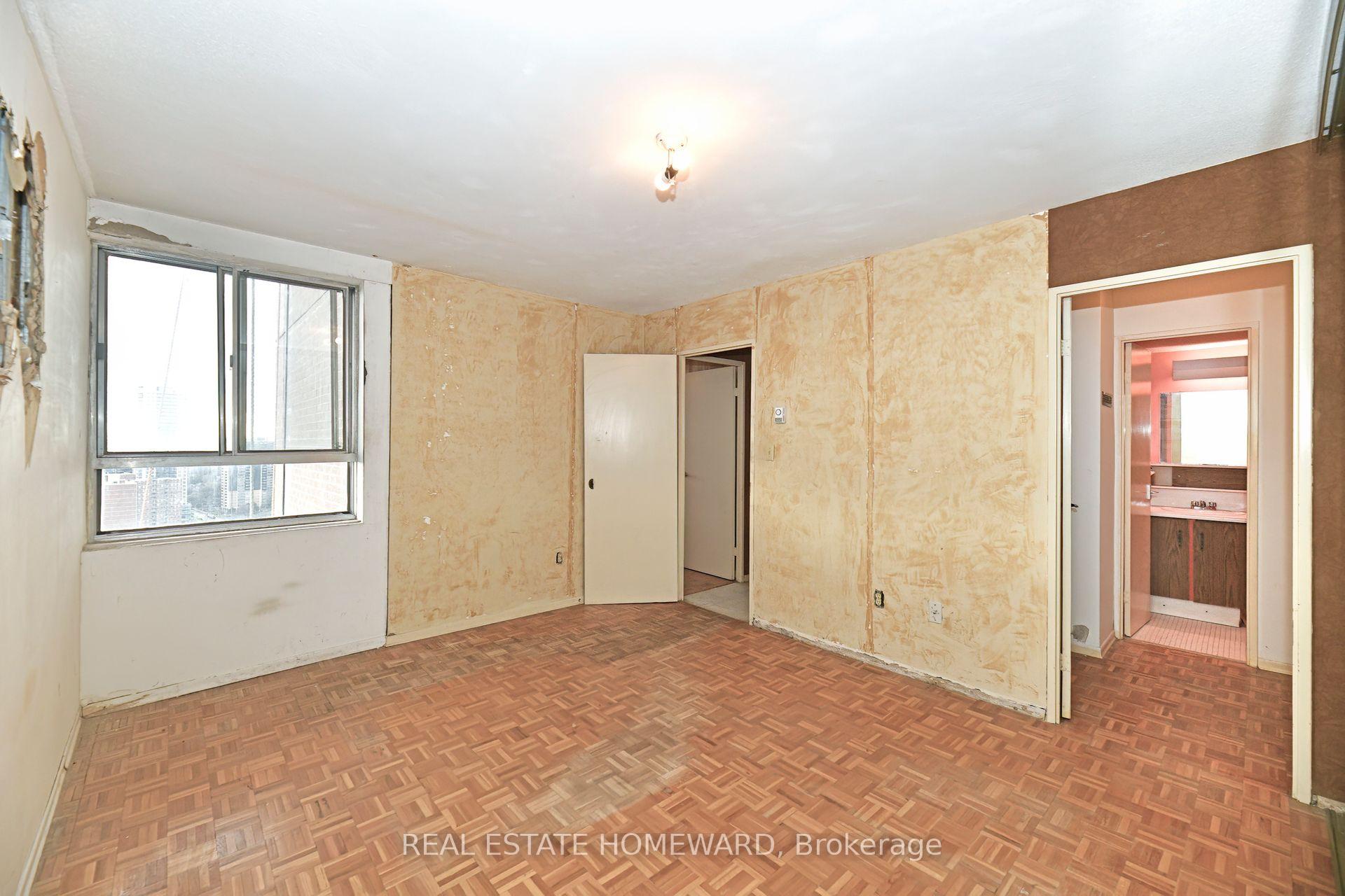 Photo 15 of Unit 2806, 1 Massey Square, Toronto, Crescent Town — HOMEH