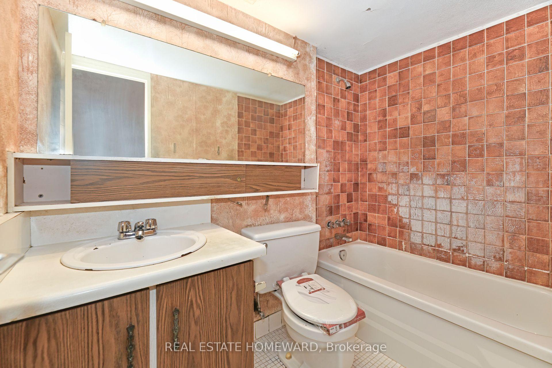 Photo 18 of Unit 2806, 1 Massey Square, Toronto, Crescent Town — HOMEH
