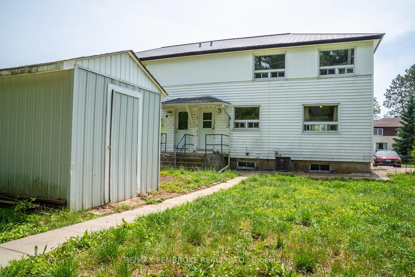Photo 31 of 92 Algonquin Street, Deep River — HOMEH