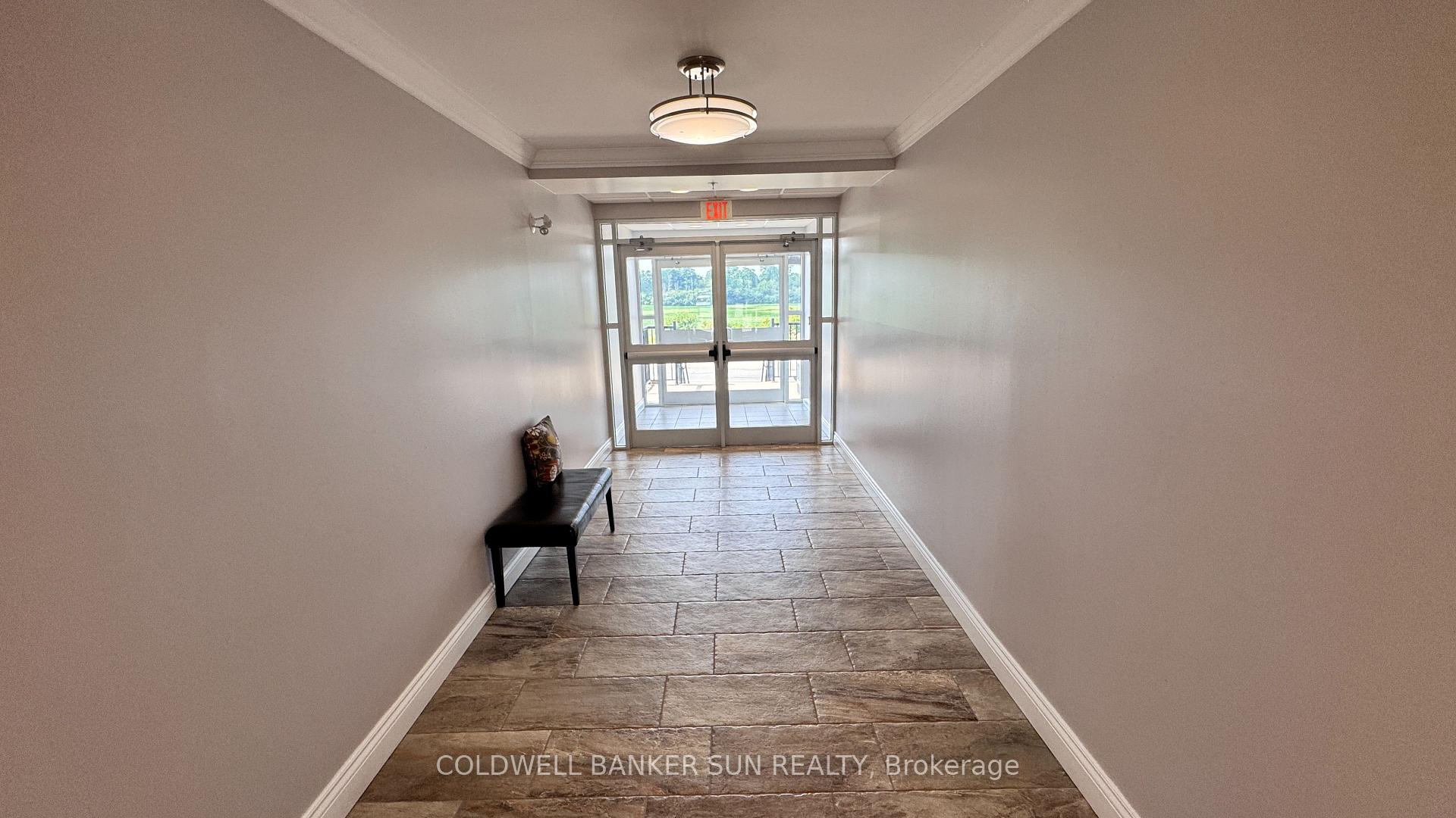 Photo 4 of Unit 211, 2 Colonial Drive, Guelph, Pineridge/Westminster Woods — HOMEH