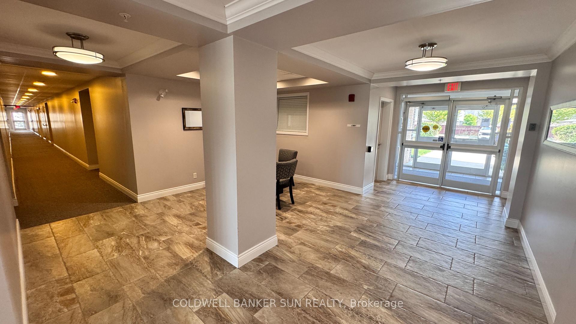 Photo 5 of Unit 211, 2 Colonial Drive, Guelph, Pineridge/Westminster Woods — HOMEH