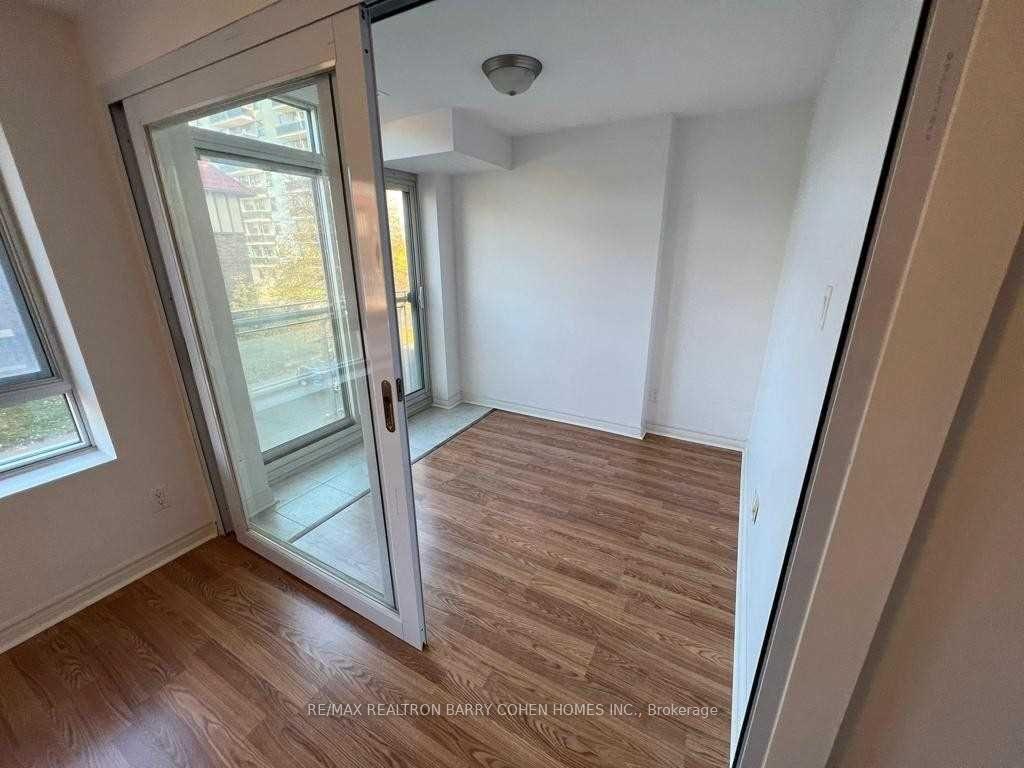 Photo 5 of Unit 204, 15 Maplewood Avenue, Toronto, Humewood-Cedarvale — HOMEH