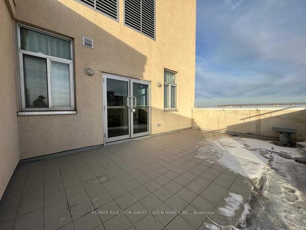 Photo 15 of Unit 204, 15 Maplewood Avenue, Toronto, Humewood-Cedarvale — HOMEH
