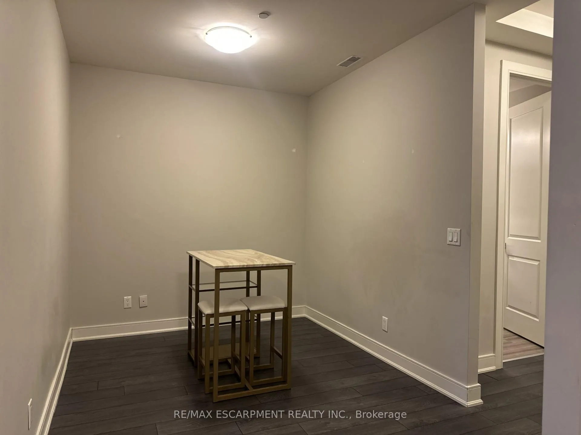 Photo 4 of Unit 1011, 150 Main Street W, Hamilton, Central — HOMEH