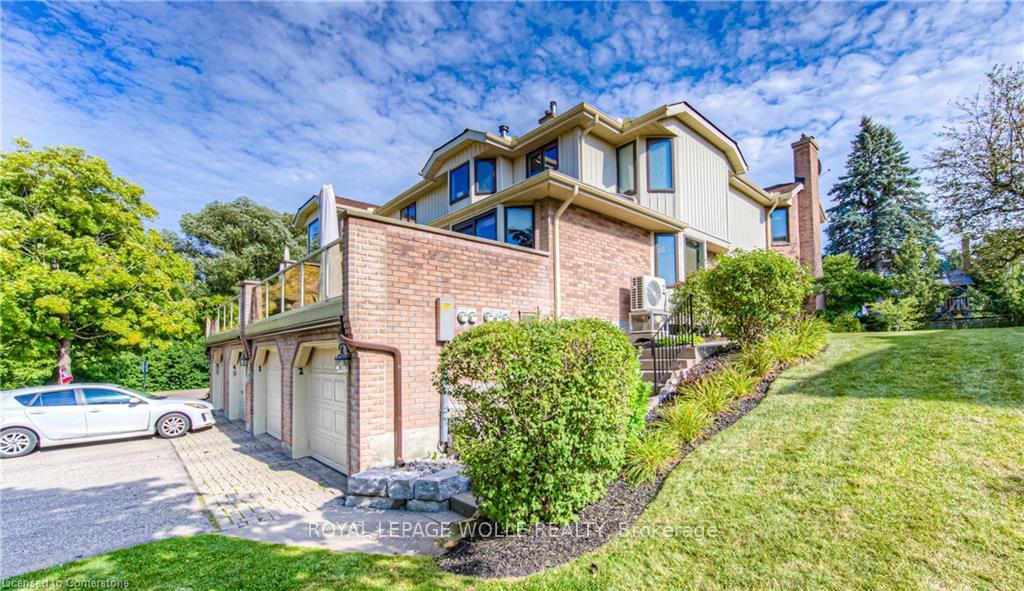 Front of Unit 2, 410 Craigleith Drive