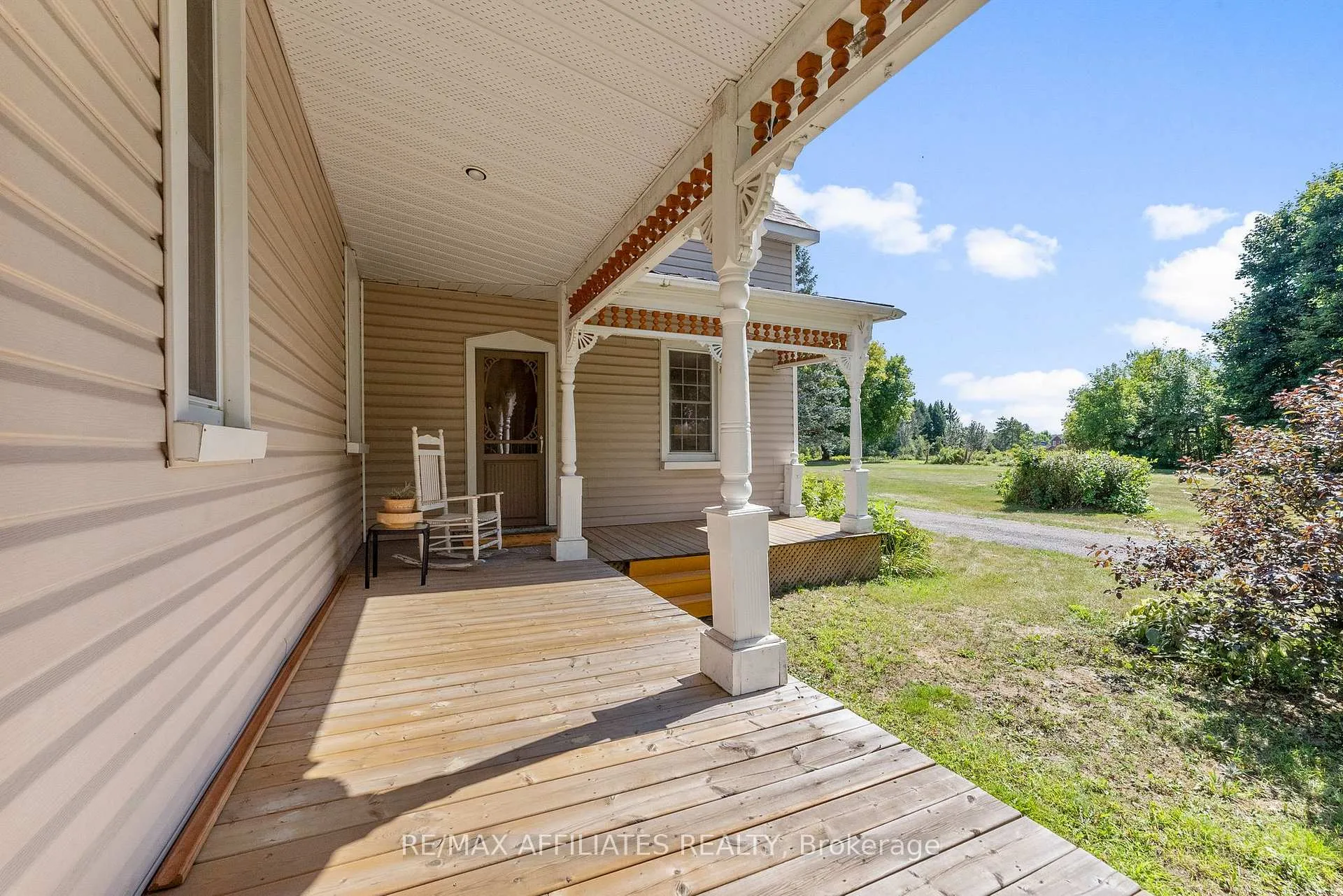 Photo 3 of 2415 County 21 Road, Edwardsburgh/Cardinal, Edwardsburgh/Cardinal Twp — HOMEH