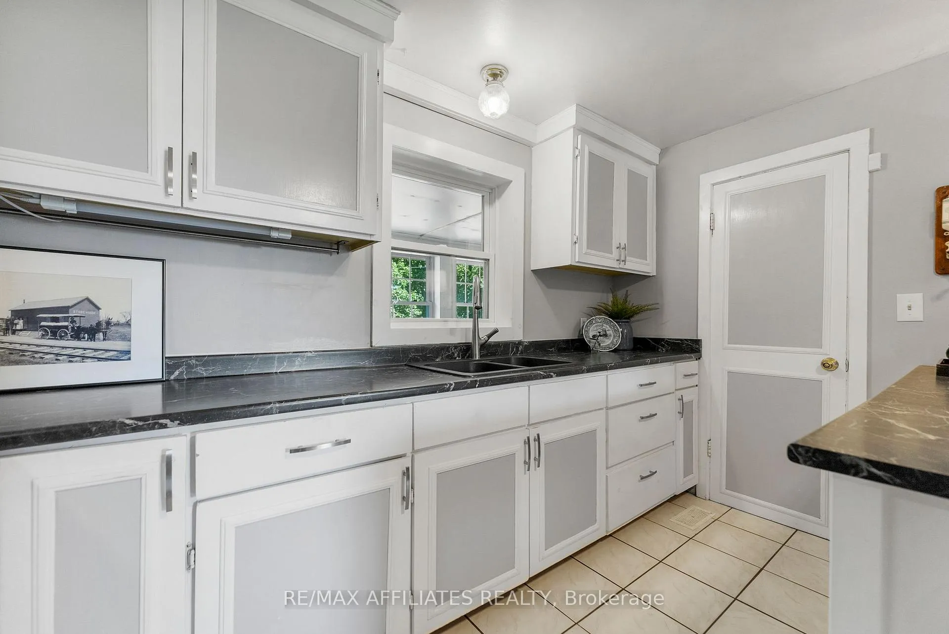 Photo 12 of 2415 County 21 Road, Edwardsburgh/Cardinal, Edwardsburgh/Cardinal Twp — HOMEH