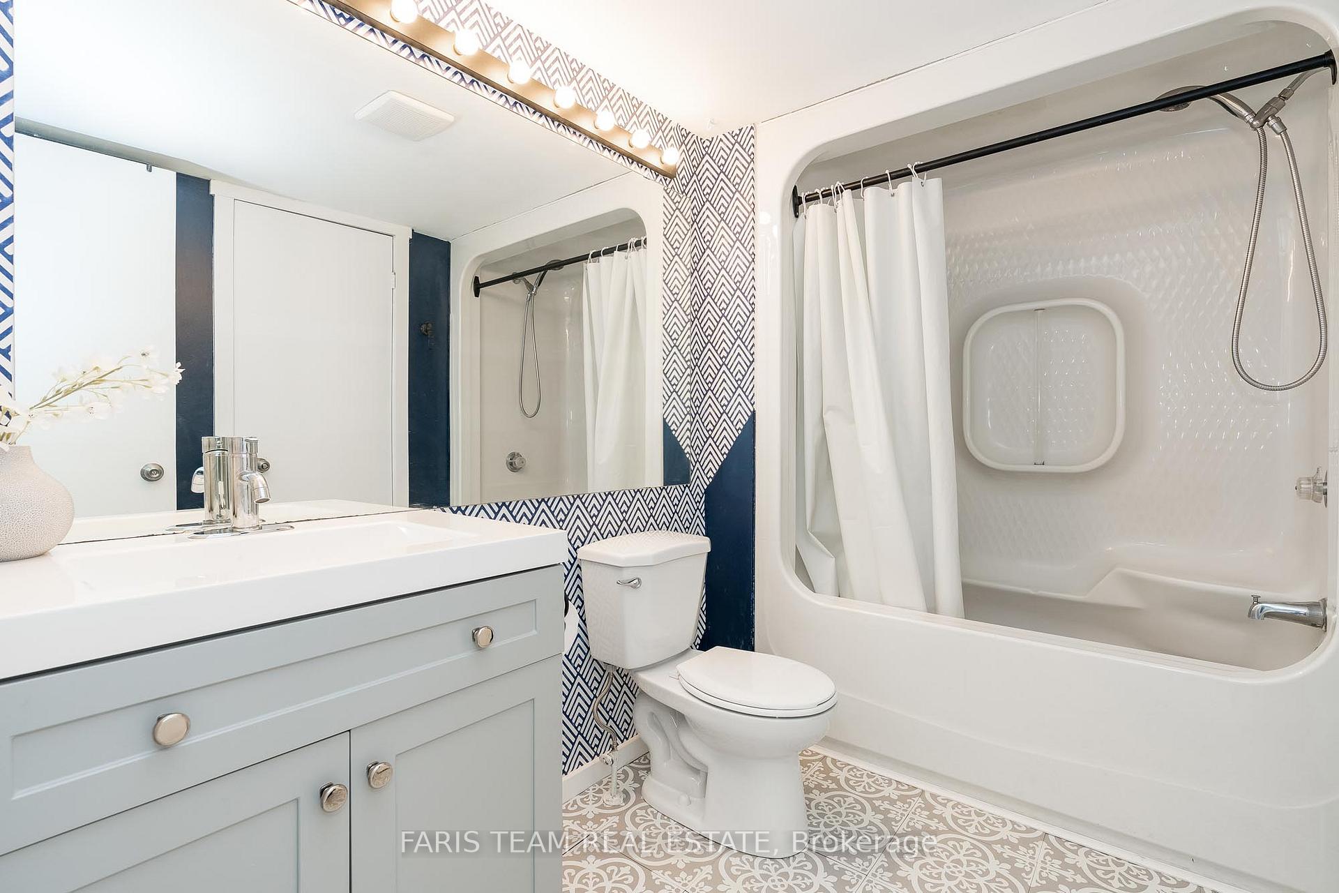 Photo 11 of Unit 104, 23 Dawson Drive, Collingwood — HOMEH