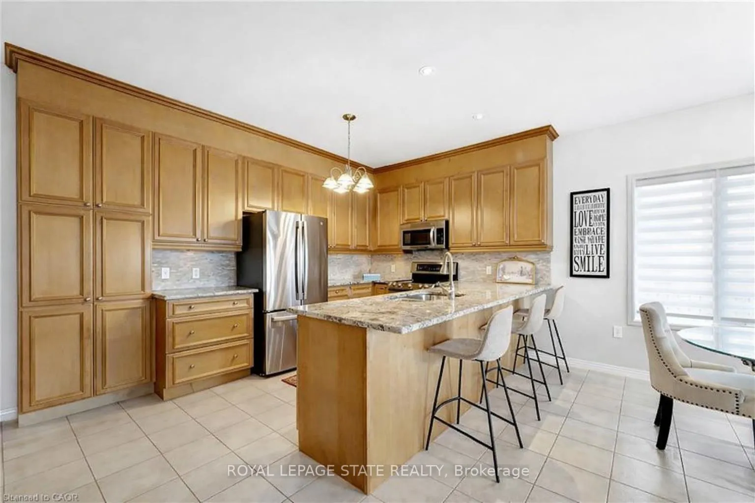 Photo 18 of 188 Blue Mountain Drive, Hamilton, Stoney Creek — HOMEH