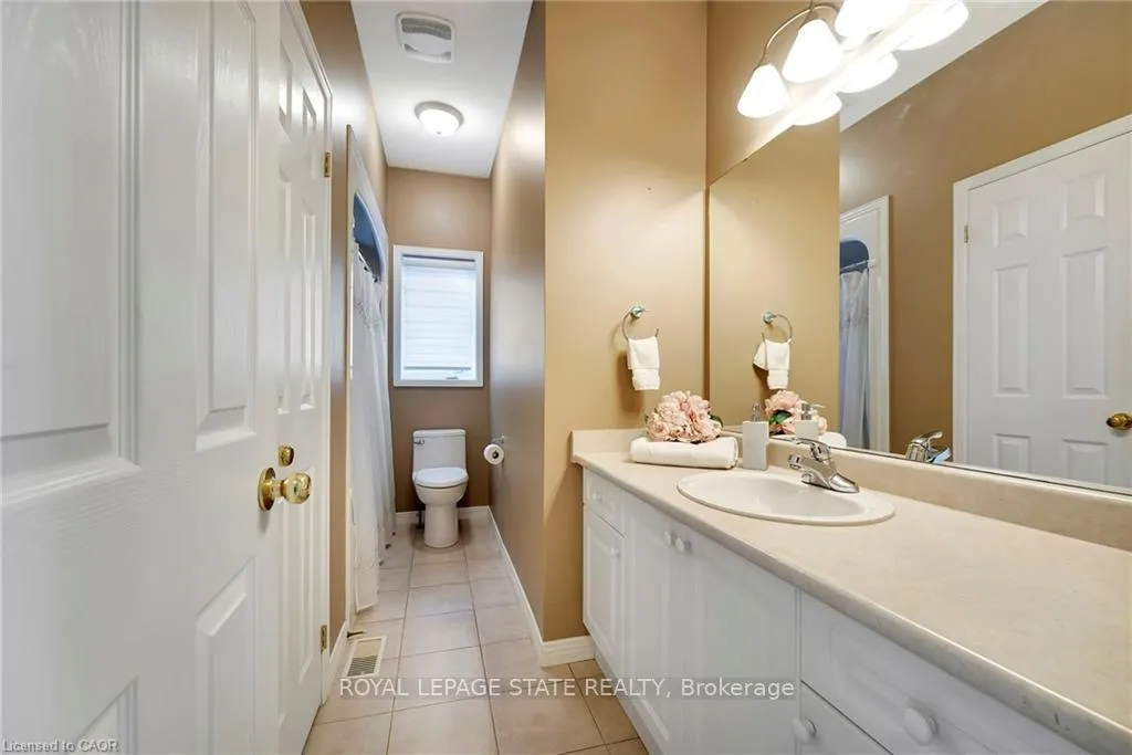 Photo 24 of 188 Blue Mountain Drive, Hamilton, Stoney Creek — HOMEH