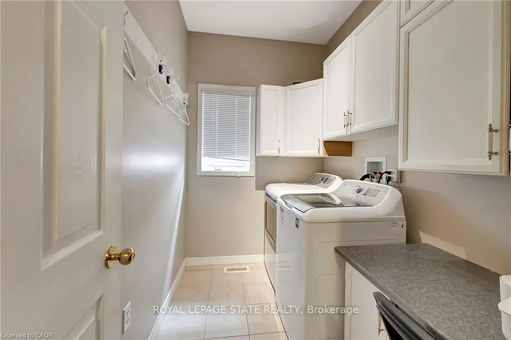 Photo 31 of 188 Blue Mountain Drive, Hamilton, Stoney Creek — HOMEH